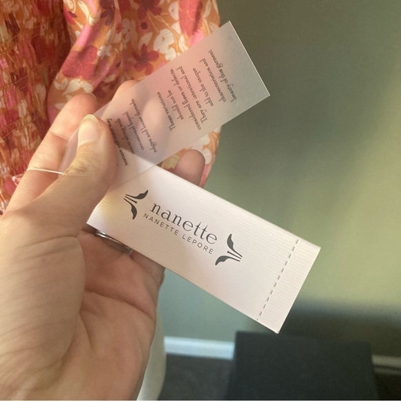 Nanette by Nanette Lepore | Floral Square Neck Off-The-Shoulder Stretch Top - Picture 5 of 6